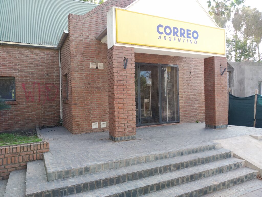 Oficina del Correo Argentino en Funes, Santa Fe - telegrama laboral gratuito para reclamar aguinaldo SAC trabajadores Argentina