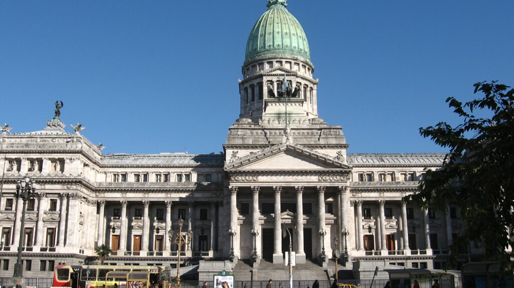 Palacio del Congreso Nacional Argentina - donde el Senado definirá el futuro del subsidio de Zona Fría para Mendoza