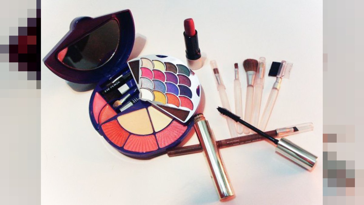 Cosméticos y maquillaje sin registro ANMAT prohibidos en Argentina - productos infantiles sin habilitación sanitaria